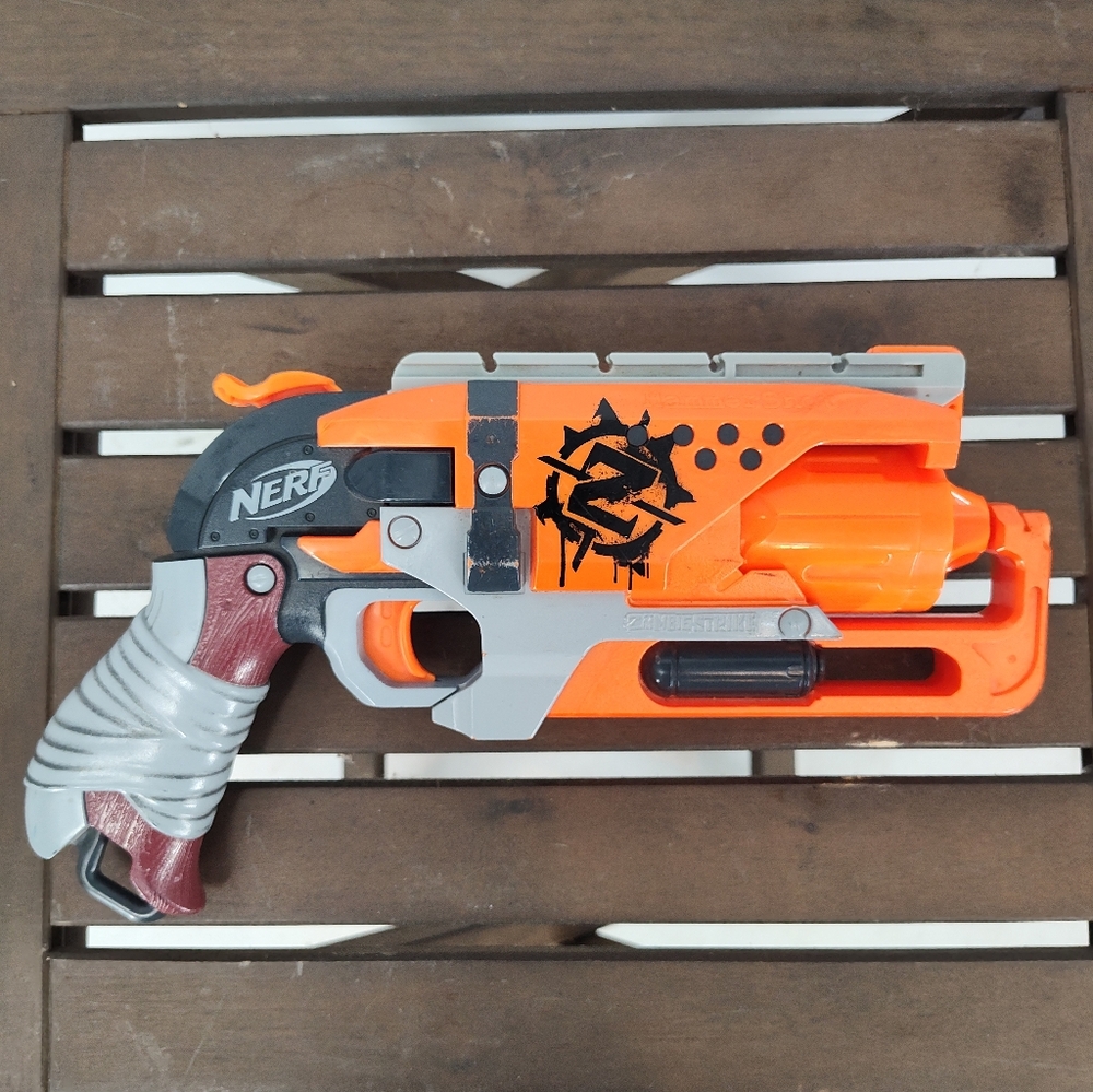 Nerf Zombie Strike Blaster with Orange and Gray Design